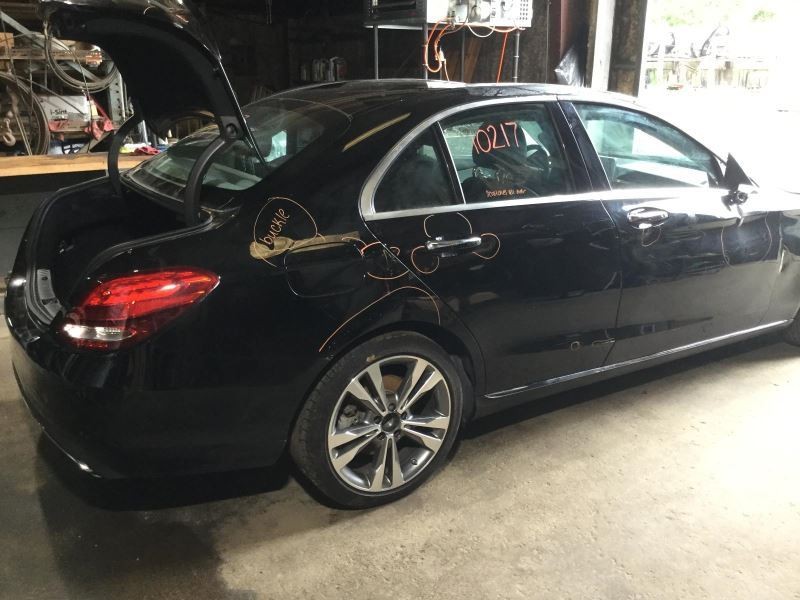 2015-2018 Mercedes C-Class Information Display Upper Dash One Tab Broken