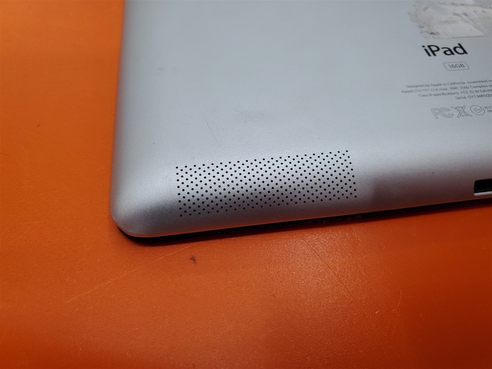 ⭐️⭐️⭐️⭐️⭐️ iPad2 A1395 16GB Black and Silver Tablet Tested and Working