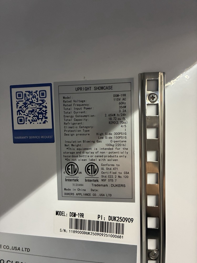 Dukers 1 Door Glass Display