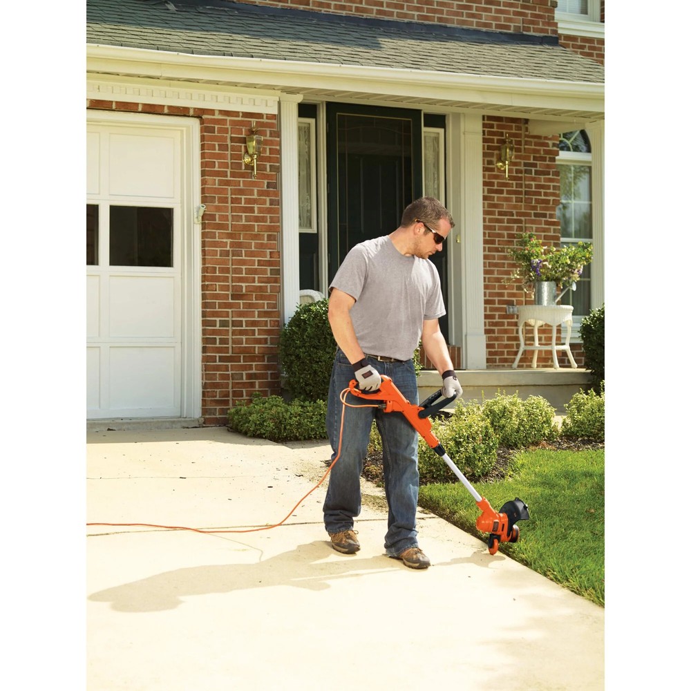 BLACK+DECKER String Trimmer, 6.5-Amp, 14-Inch - GH900