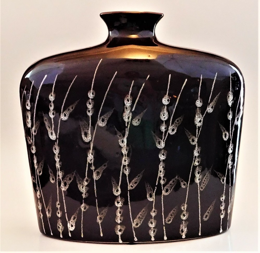 Vase Ceramic Large Brown White Grass Leaf Pattern Bottle Shape Unmarked