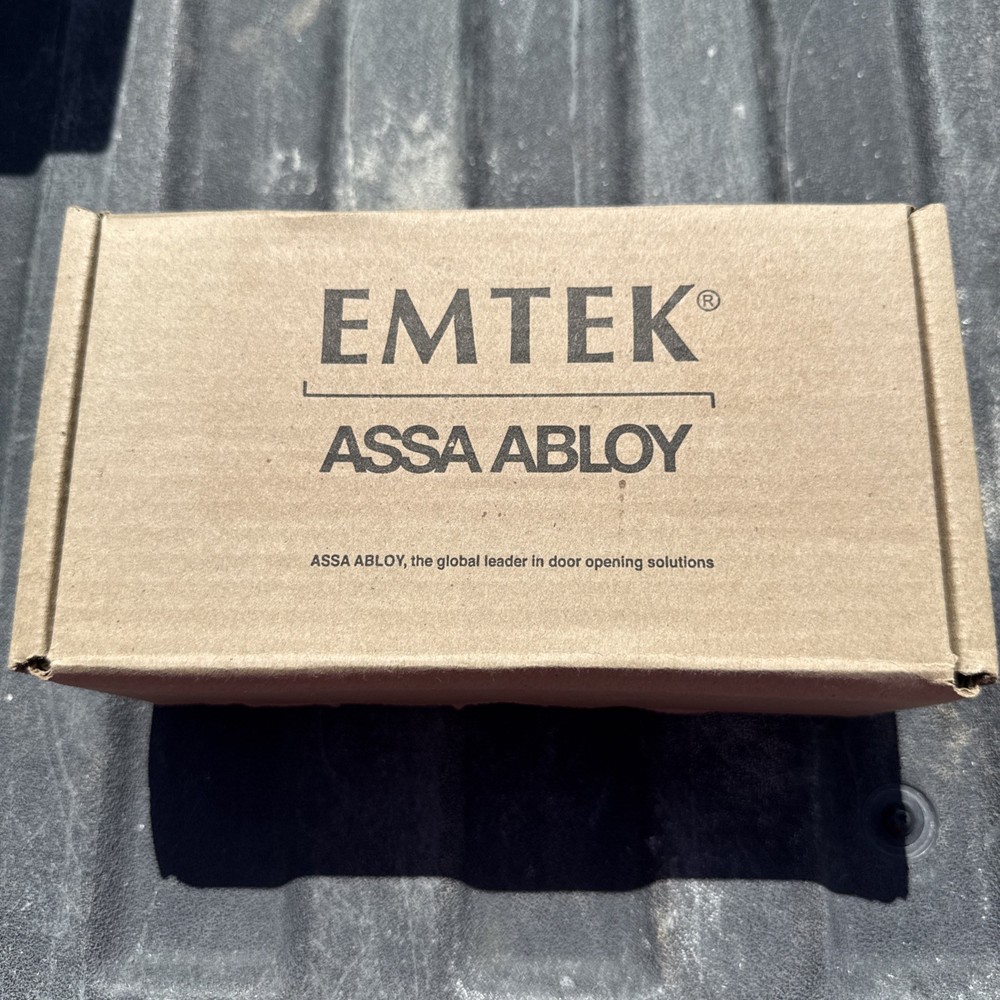 EMTEK 8050pus3nl (NEW IN BOX)