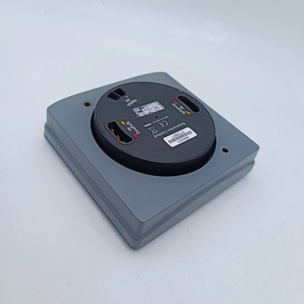 RAYMARINE ST6002 Autopilot Control Head Unit E12098-P Seatalk Controller REFURB