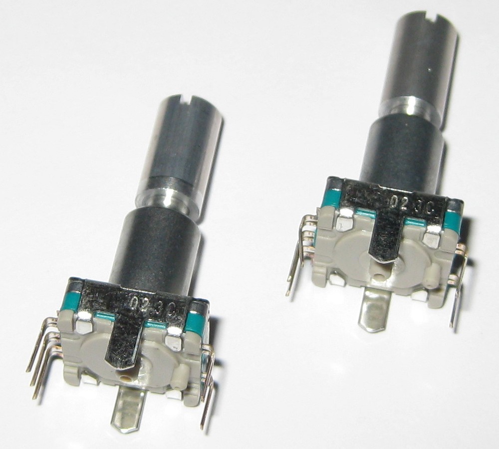 2 X Alps Endless Rotation Vertical 30 Detent Encoder w Mom N.O. SPST Push Switch