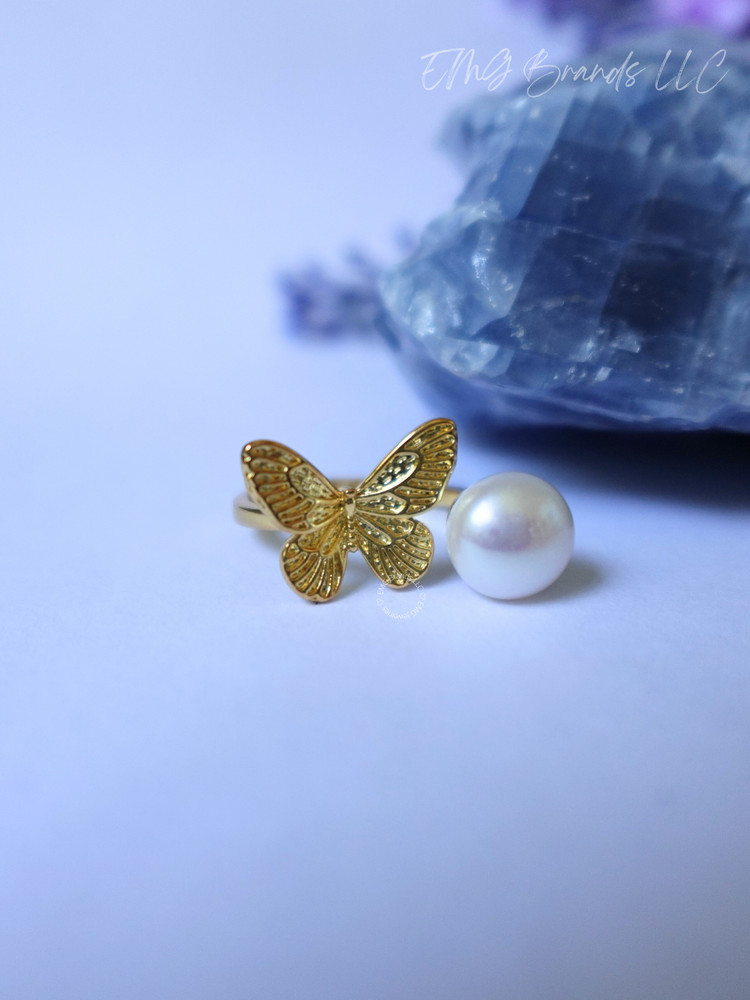 Butterfly Bypass Pearl Ring