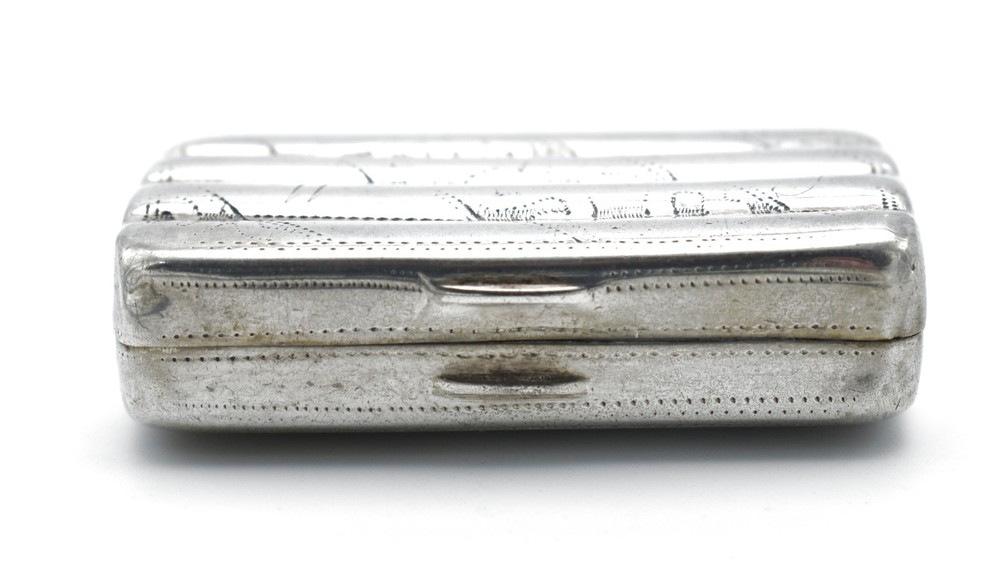 Antique Georgian Solid Silver Pill Box Snuff Box Nice Shape 1810