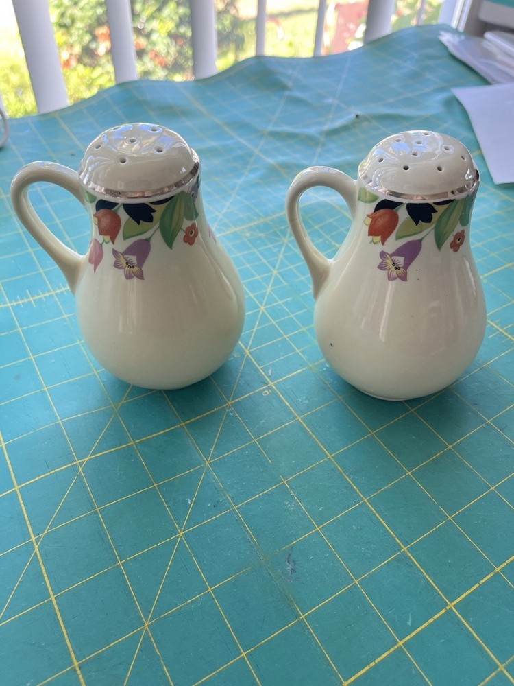 Crocus pattern Handled Salt & Pepper Shaker 5" Hall Pottery Company
