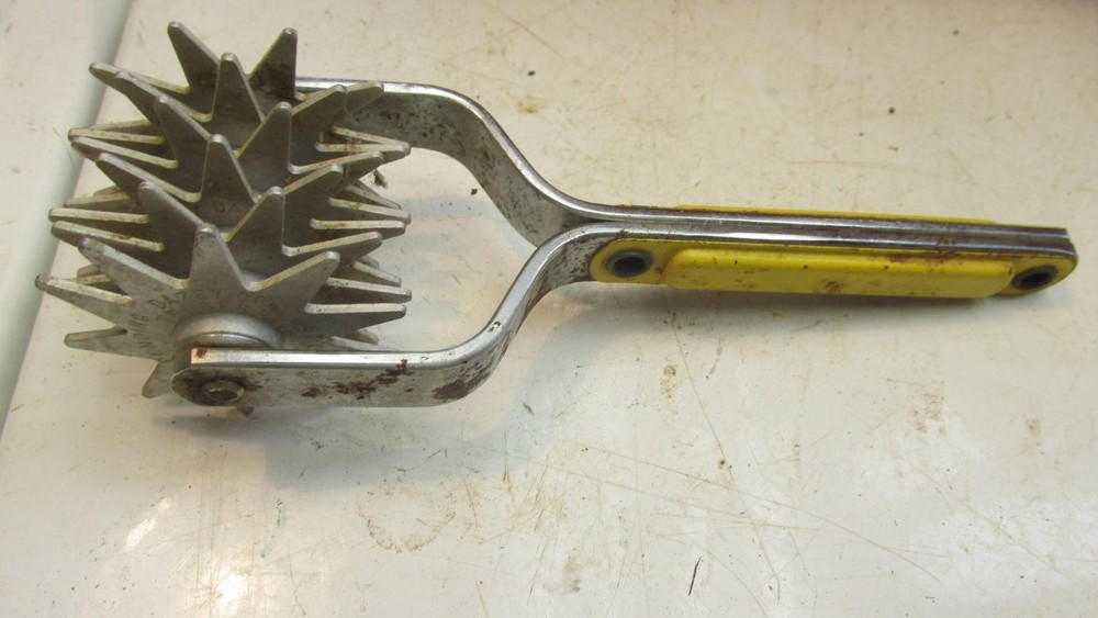 Tenderz It Rolling Tenderizer By Dazey With Yellow Handle