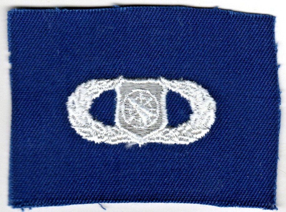 Vintage USAF patch - Set of 3 White/Blue Cloth Weapons Controller Badges