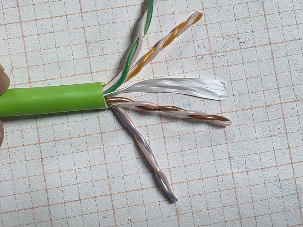 Commscope 2071E 23/4P Cat6 Gigaspeed XL U/UTP Plenum Network Cable Green /100ft