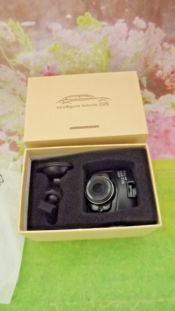 dashcam intelligent vehicle dvr bnwt