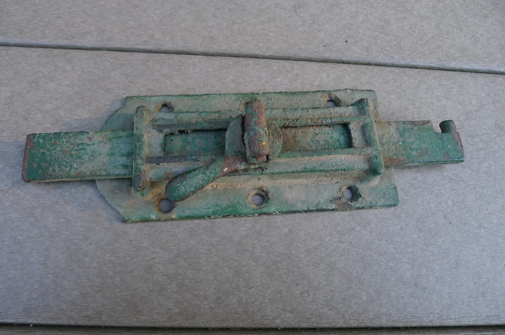ANTIQUE CAST IRON SHUTTER SLIDE LATCH, SLIDE PART