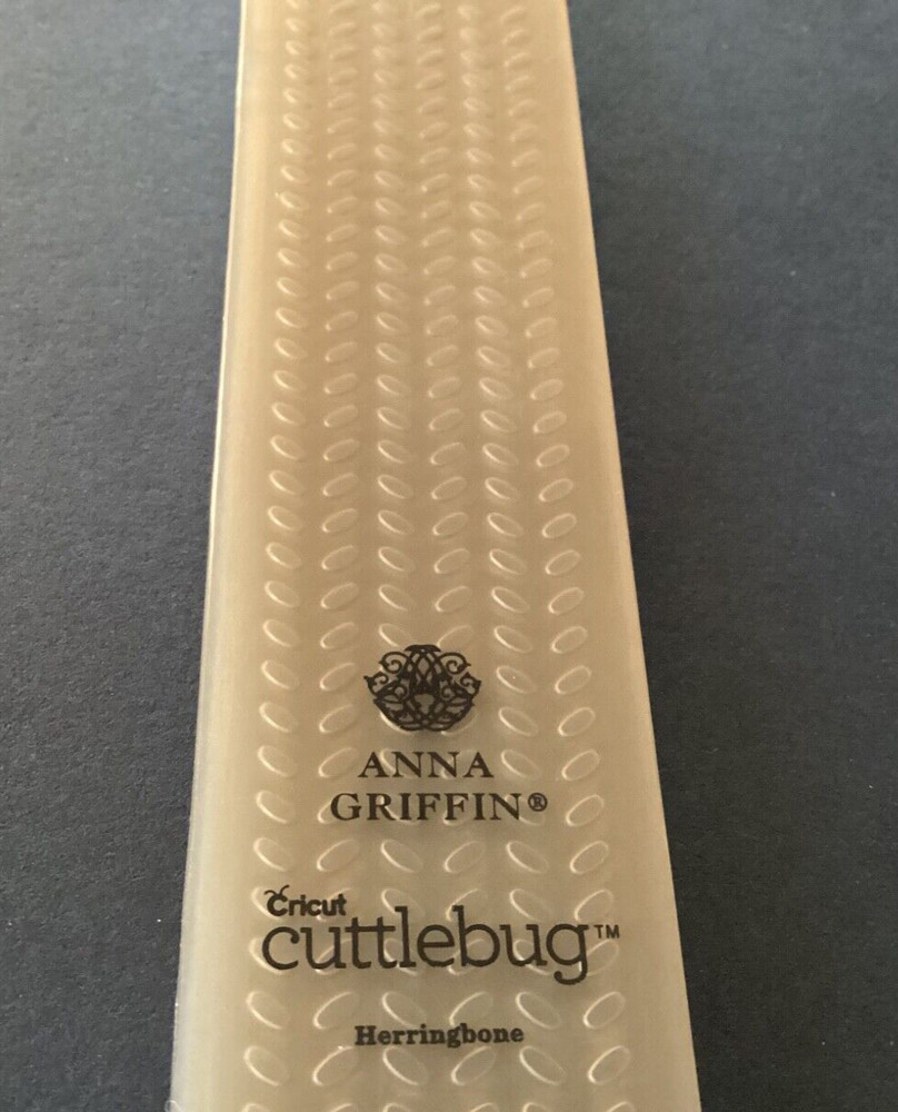 Anna Griffin Herringbone Border Embossing Folder