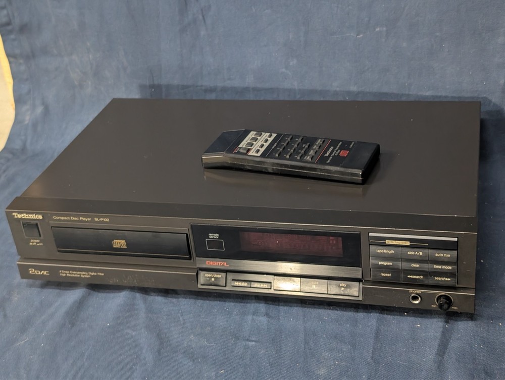 VINTAGE 1989 Technics SL-P102 CD Compact Disc Digital Player with Remote Tested