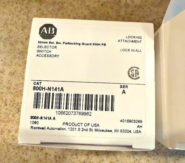 Allen-Bradley 800H-N141A Selector Switch 30 mm Padlocking Guard Push Button