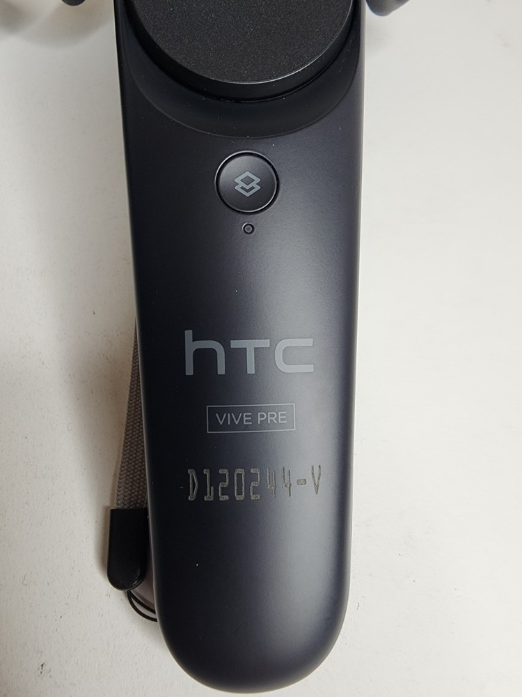 HTC Vive Virtual Reality Headset System 1st Generation - Black