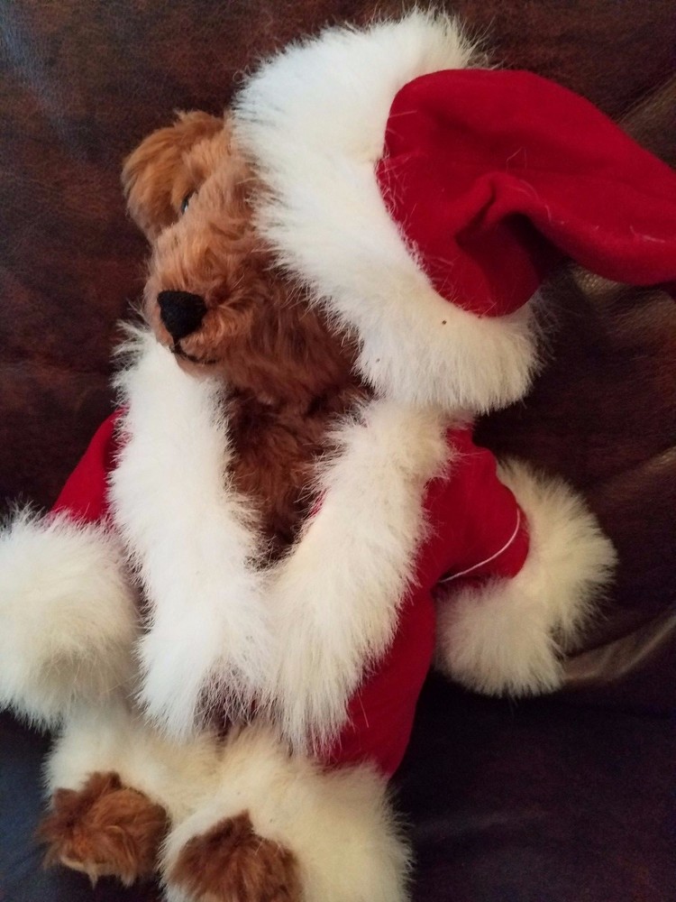 Santa Bear Created byShirley Macone #632 12"