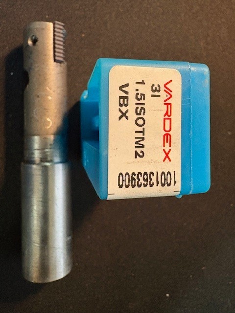 Vardex Thread Mill Holder w/ 1.5mm Pitch Inserts CNC Thread Mill Tool + Inserts