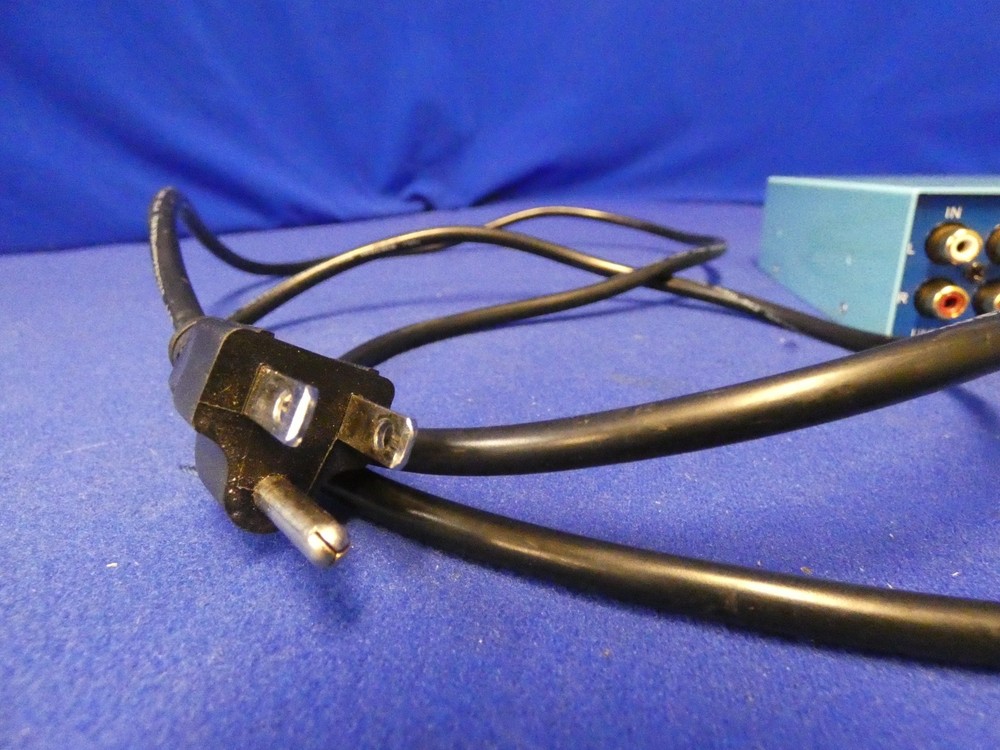 Henry Engineering The Matchbox HD IHF Pro Stereo Interface Amplifier