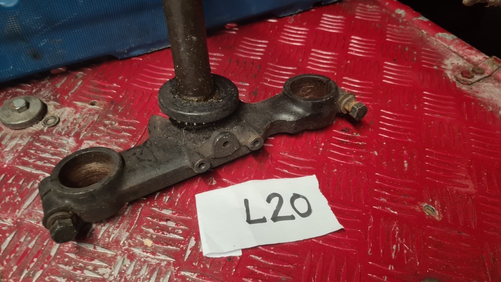 Kawasaki GT550 Bottom Yoke