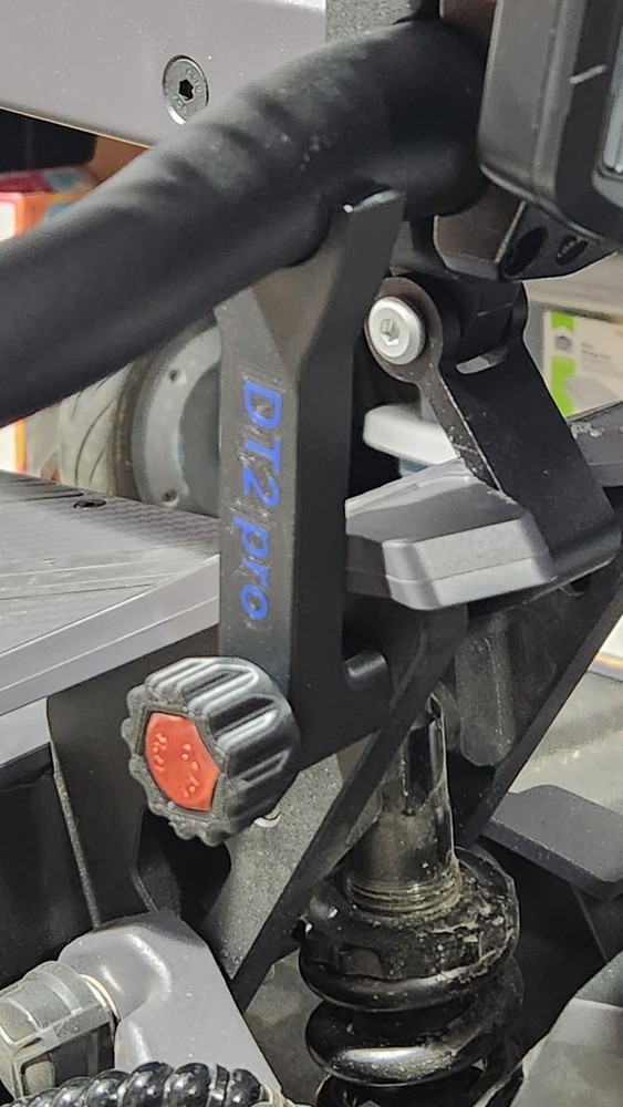Ausom DT2 Pro Lift Hook Lock