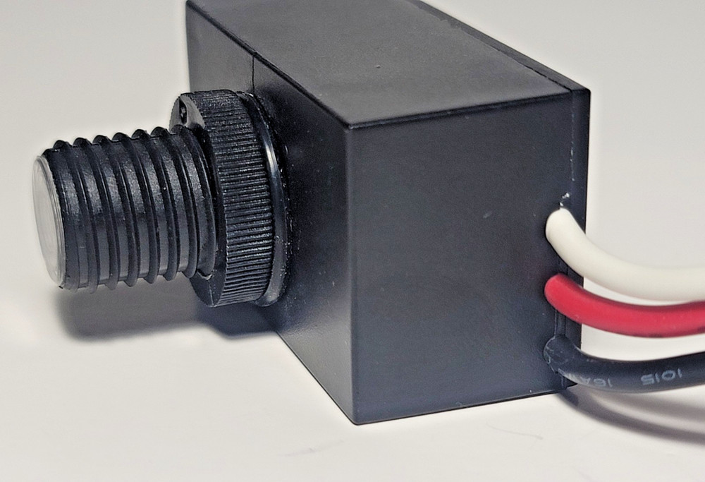 Woods Pro Hardwired Button Photo Control (59441PC)