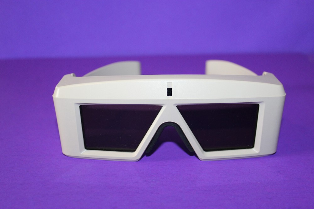 StereoGraphics Crystal Eyes 3D Glasses & Transmitter Set