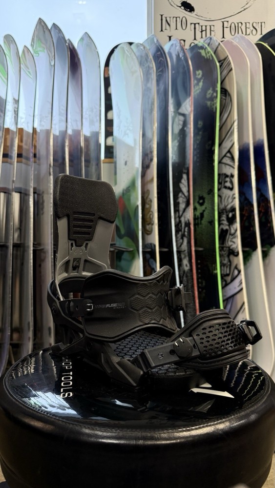 YES. Airmaster Black Snowboard Binding – Medium