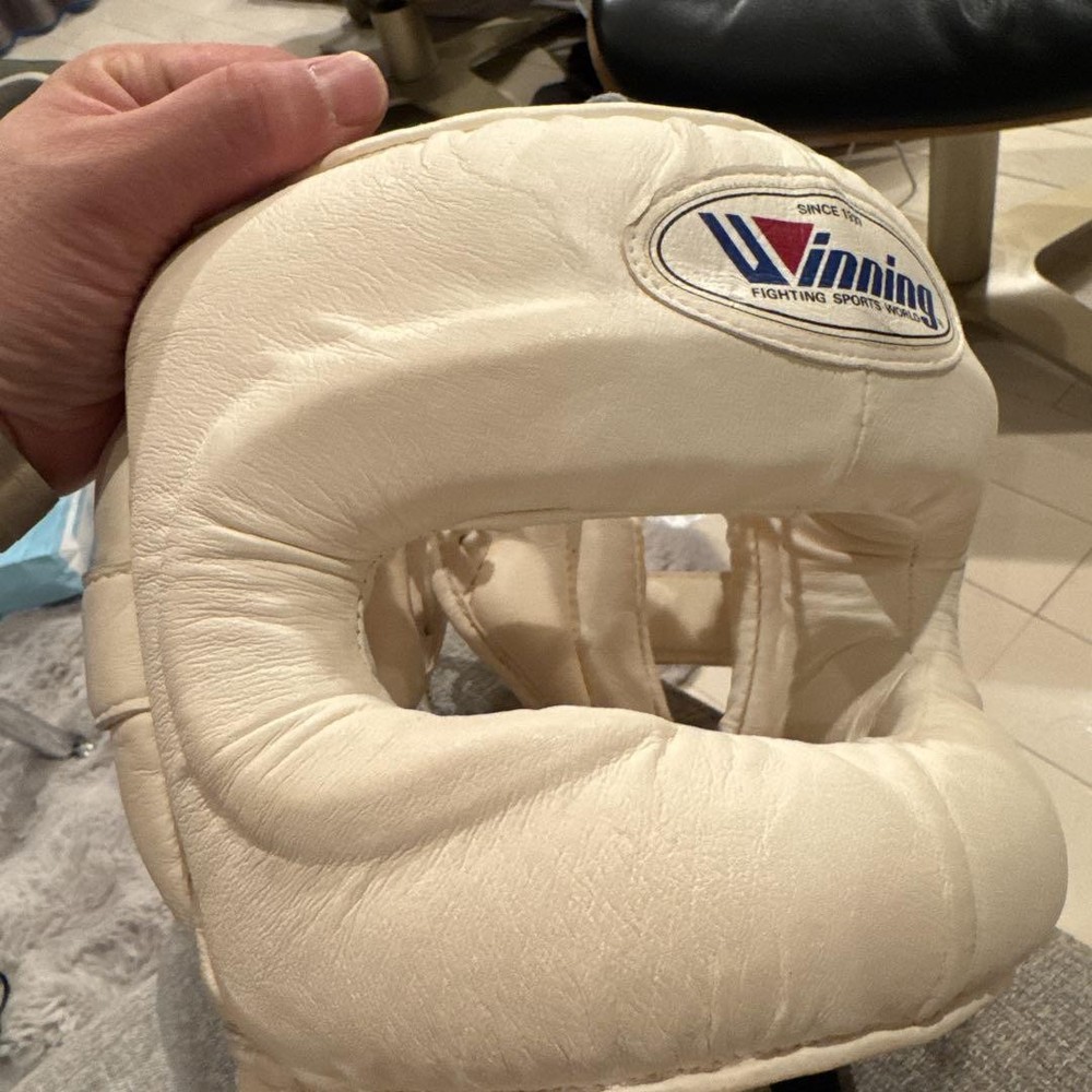 Winning Headgear, Size L, White