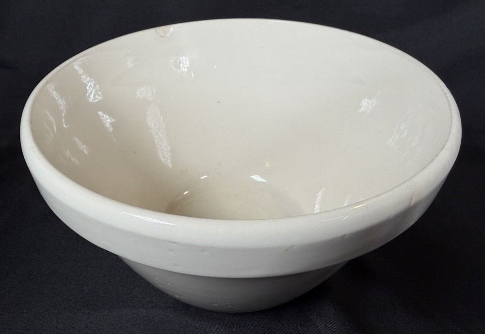 Vintage Ceramic 1 Qt Pudding Basin 7.25” Christmas Pudding Mold British Made