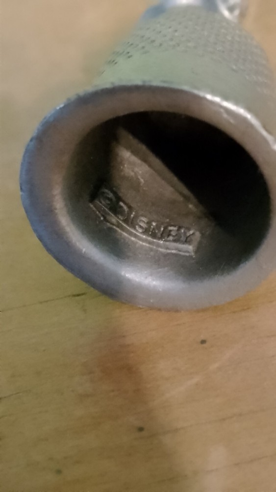 Disney Pewter Minnie Mouse Thimble