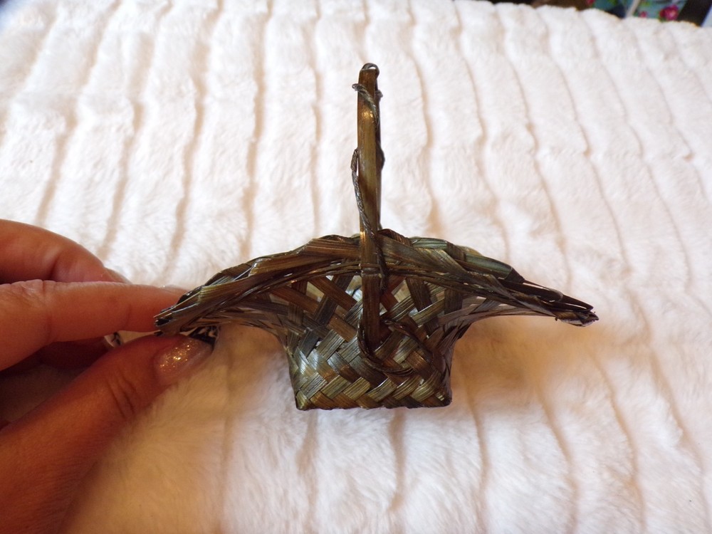 VTG Miniature Wicker Basket