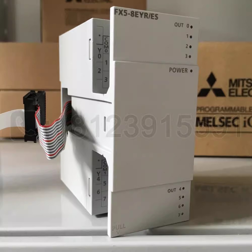 1pcs Mitsubishi PLC FX5 Extension Module FX5-8EYR/ES