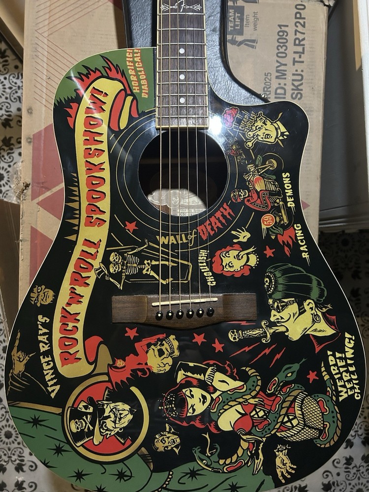 Vince Ray's  fender spookshow guitar.