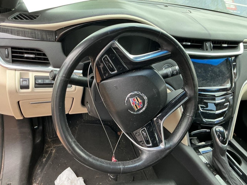 XTS 2013 Glove Box 4921910