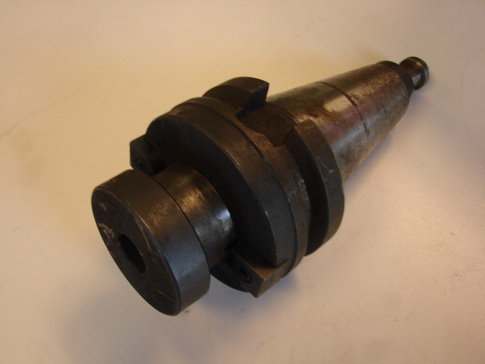 LYNDEX BT 50 FACE MILL ARBOR 2"