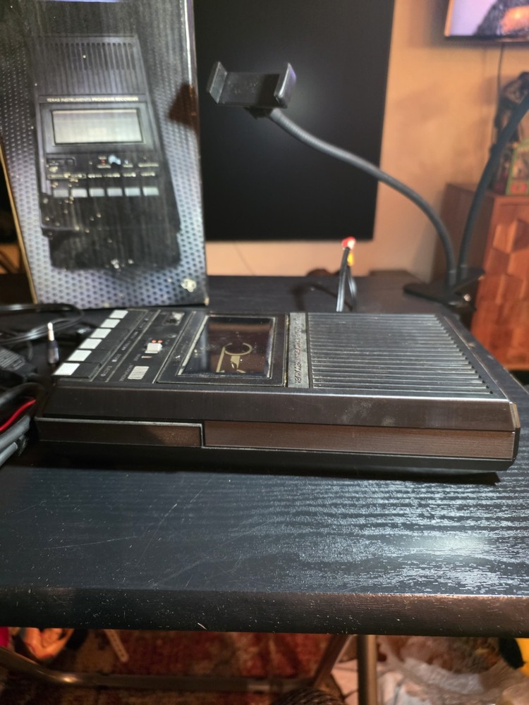VINTAGE TEXAS INSTRUMENTS PROGRAM RECORDER CASSETTE PLAYER / RECORDER PHP2700