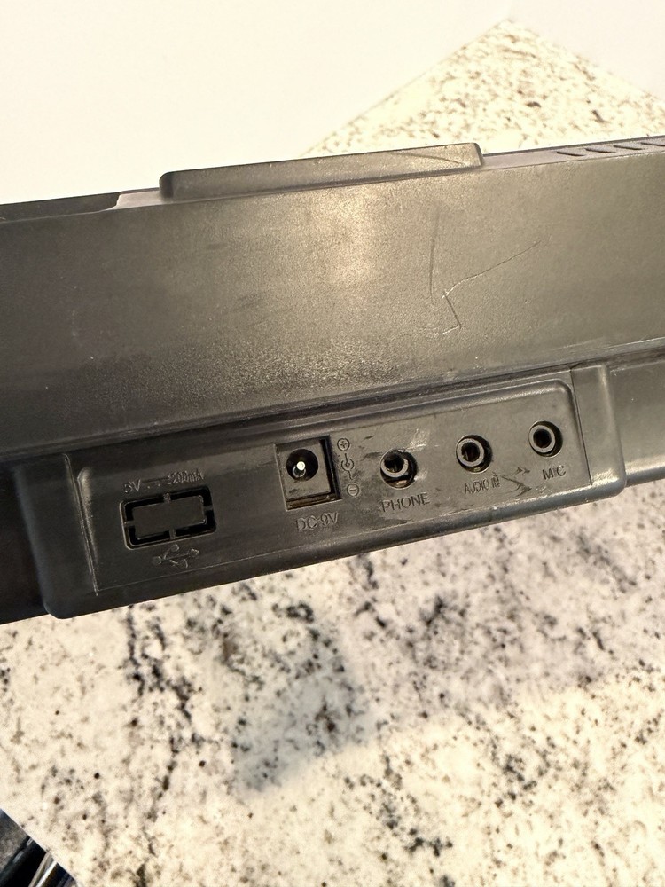 Plixio Sound Master 61-Key Electronic Keyboard LED Display Speaker Mic Input