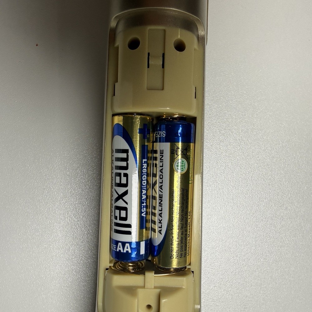 Magic Sing ET-18K Wireless Karaoke System Microphone ~ Powers Up ~ Not Tested