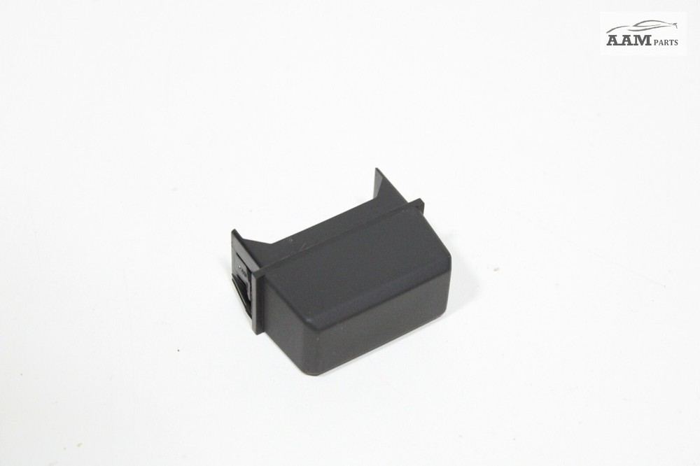 2019-2023 VOLVO VNL 760 FRONT DASH FALSE IMITATION SWITCH SOCKET OEM