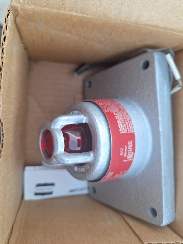 Crouse-Hinds DS455 J1 Pilot Light