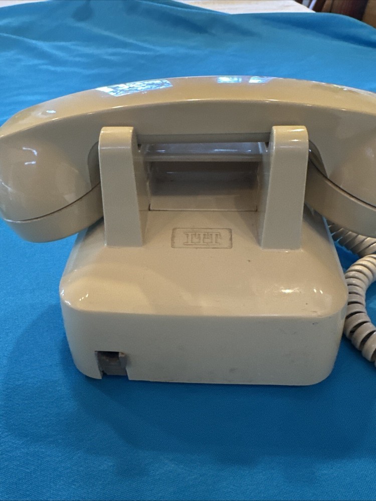 ITT Phone 2500 Beige Yellow Push Button Touch Tone Desk