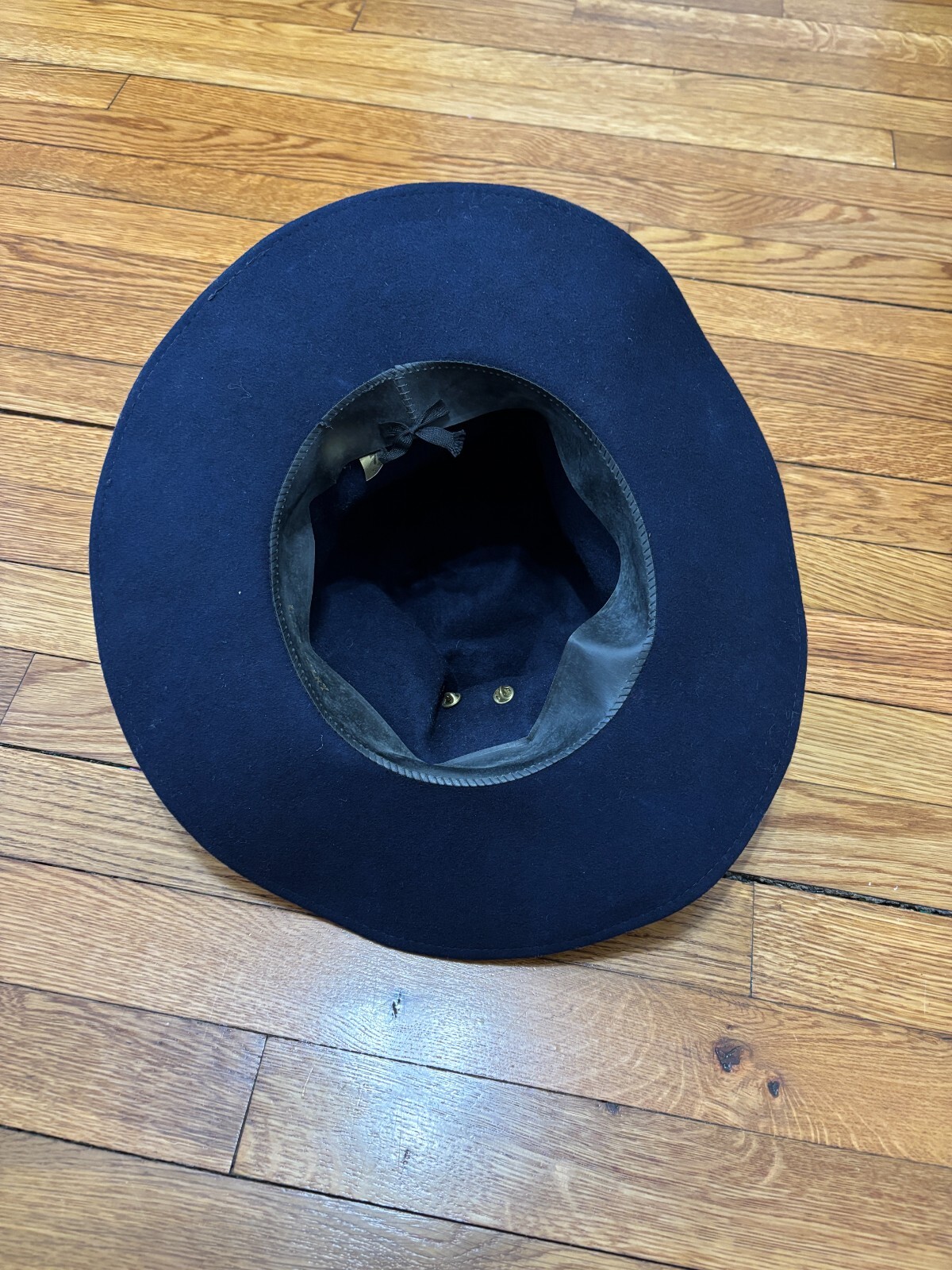 Vintage US Army Cavalry Navy Blue Wool Felt Bucket Hat Sz 7 1/8 w Emblem Pin