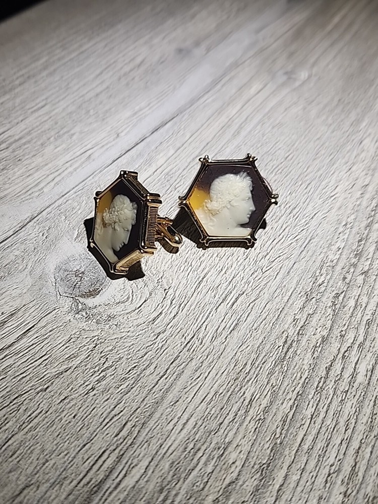Unbranded Cameo Cufflinks