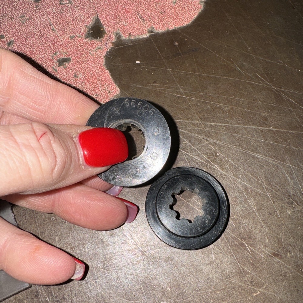 Mercury (2) Hubs Nos 66606