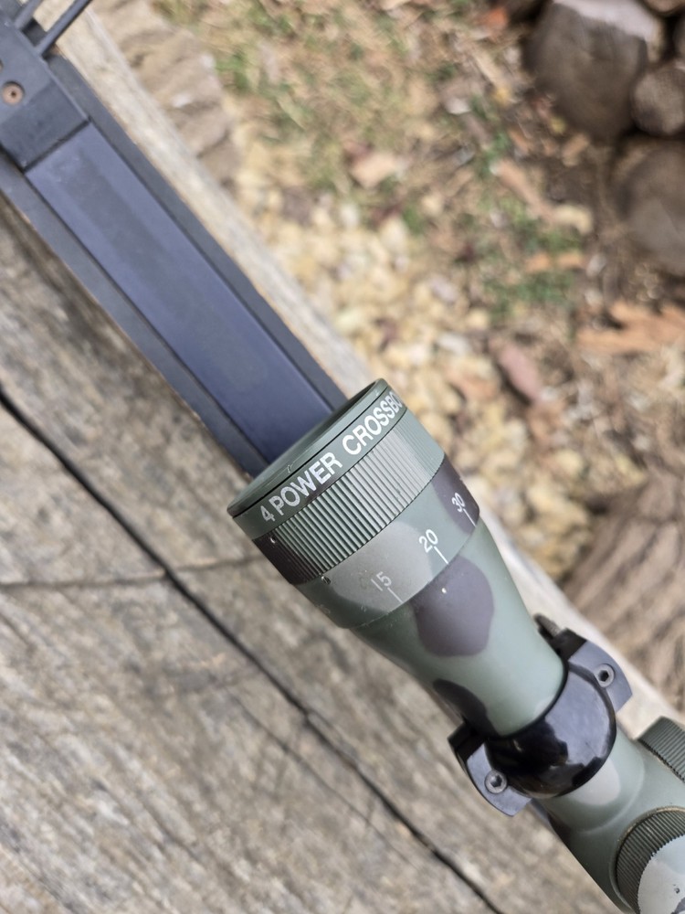 Pse Starfire express #150 comes with a 4 power scope.