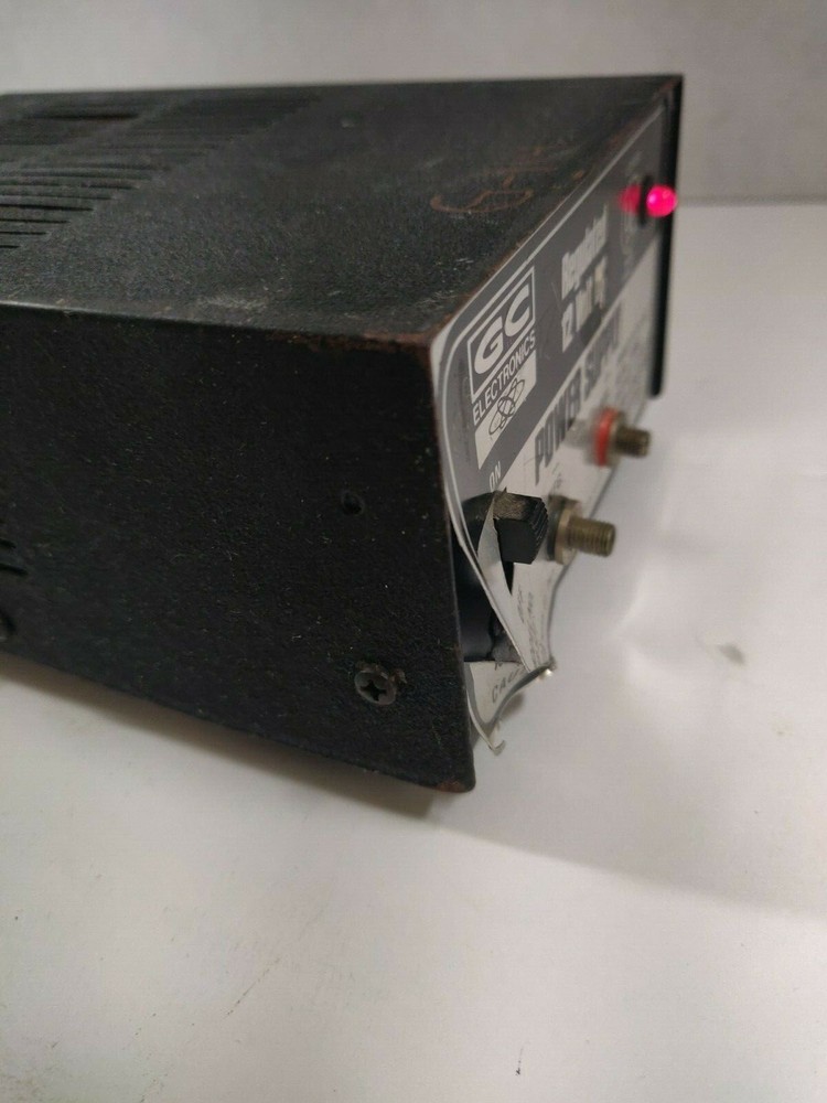 GC Electronics Regulated 12V Power Supply 13.8 Volts DC