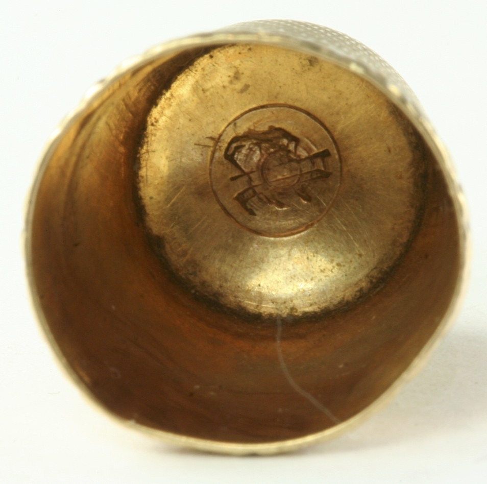 VICTORIAN ANTIQUE 14K GOLD THIMBLE SIZE 8