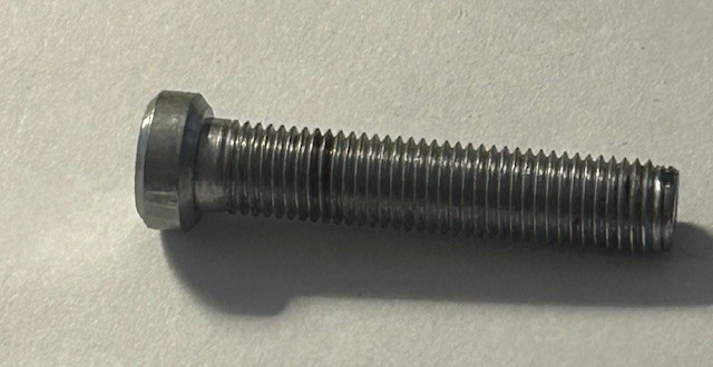565310 Screw