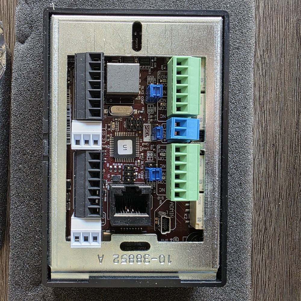 Liftmaster CAP2D Connected Access Portal 2-Door Controller 2019 Untested READ